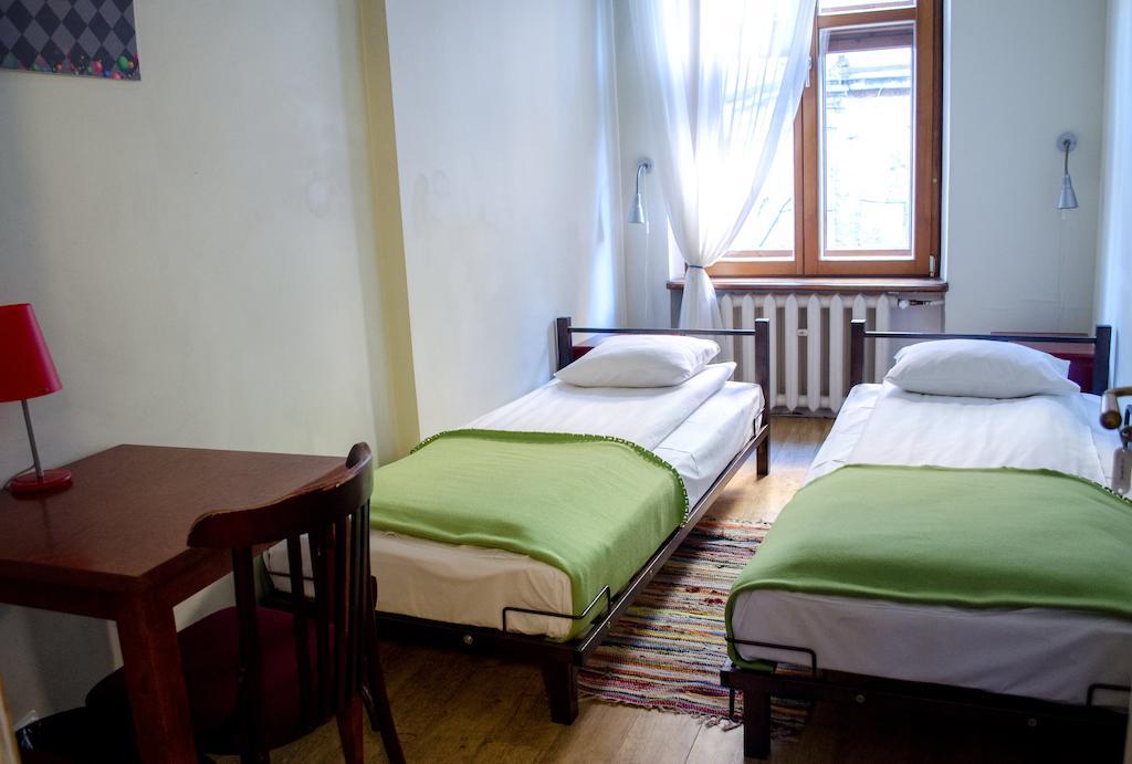 Red Nose Hostel With Self-Check In Rīga Exterior foto