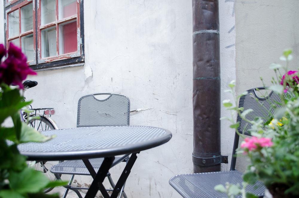 Red Nose Hostel With Self-Check In Rīga Exterior foto